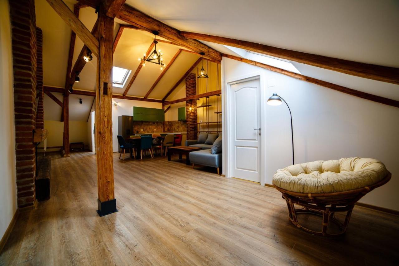 Apartamento Alpine Loft Câmpulung Moldovenesc Exterior foto