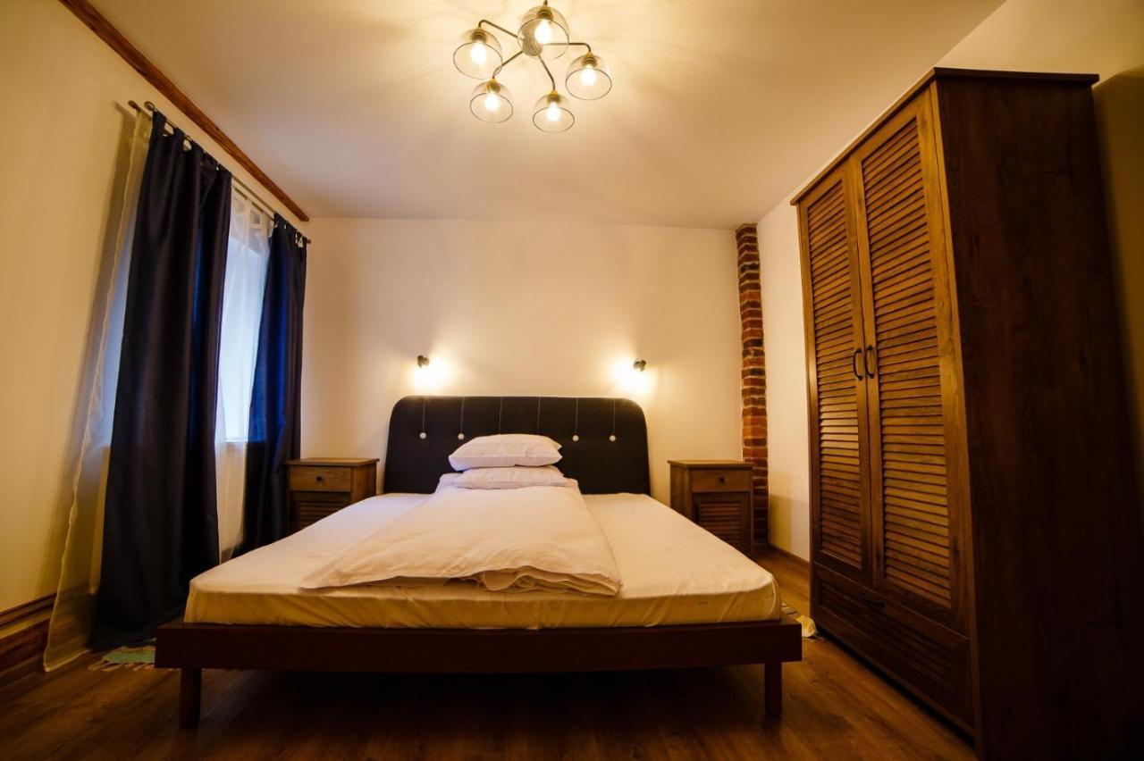 Apartamento Alpine Loft Câmpulung Moldovenesc Exterior foto