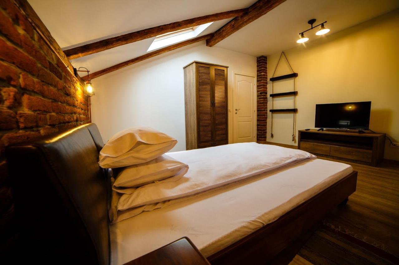 Apartamento Alpine Loft Câmpulung Moldovenesc Exterior foto
